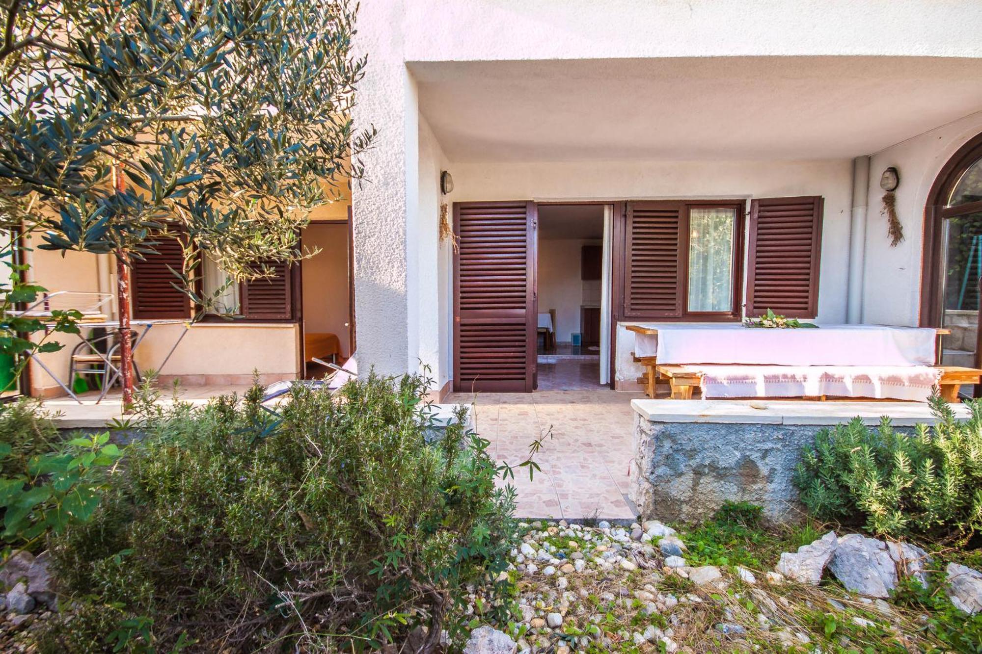 Apartments Rosanda باكوشتاني المظهر الخارجي الصورة